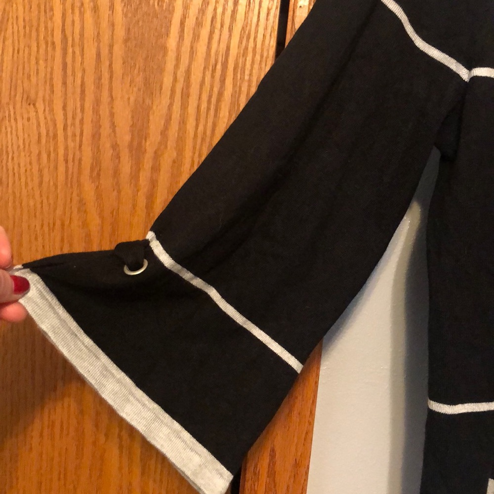 Liz Claiborne Sweater.  Black and grey.